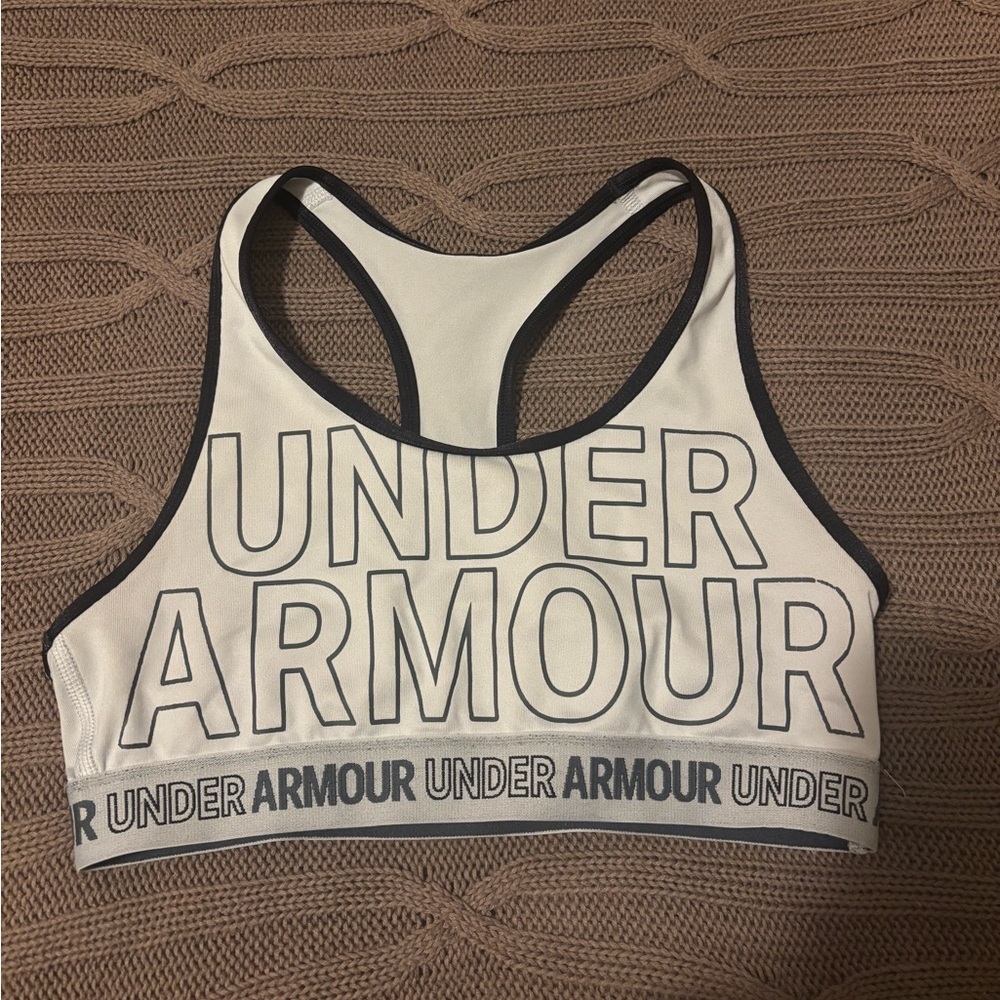 Under Armour Black and White Sports Bra non padded